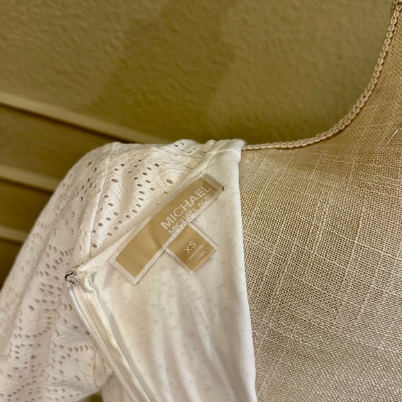 MICHAEL KORS Flutter White Mini Dress with All Over Eyelets. Size XS - Picture 5 of 5